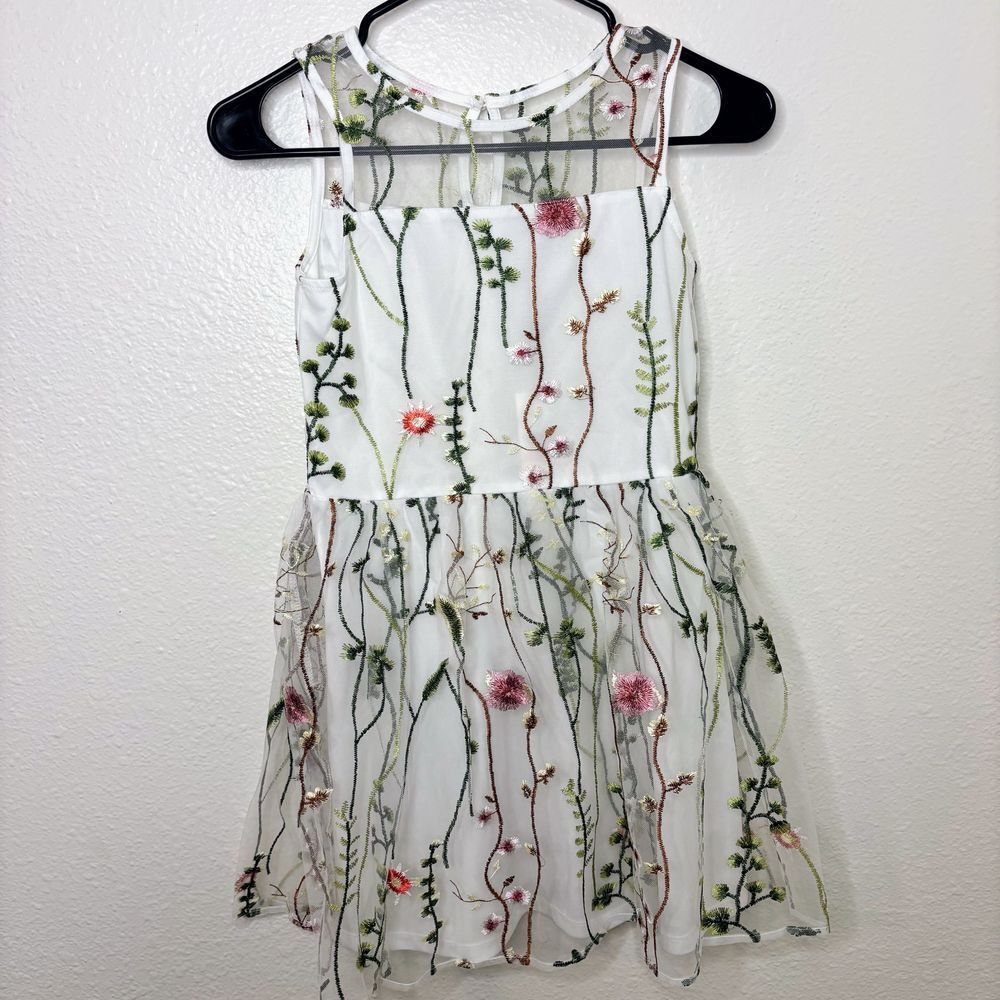 NWT Calvin Klein Girls Embroidered White Floral Garden Dress size 10.5
